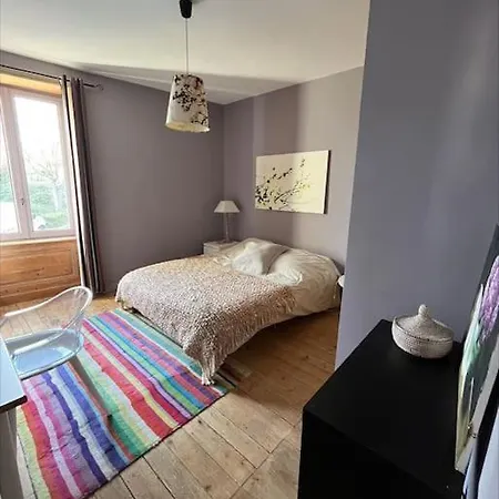 Domaine De Famille Aux Deux Vieux Platanes Villa *