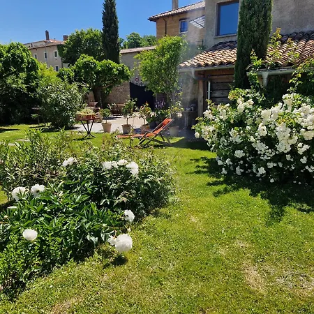 Domaine De Famille Aux Deux Vieux Platanes Villa *